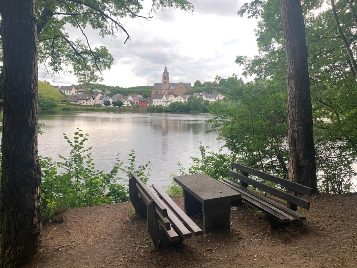 Ferienhaus Backesgarten Fuer 22 Personen Neichen Esterno foto