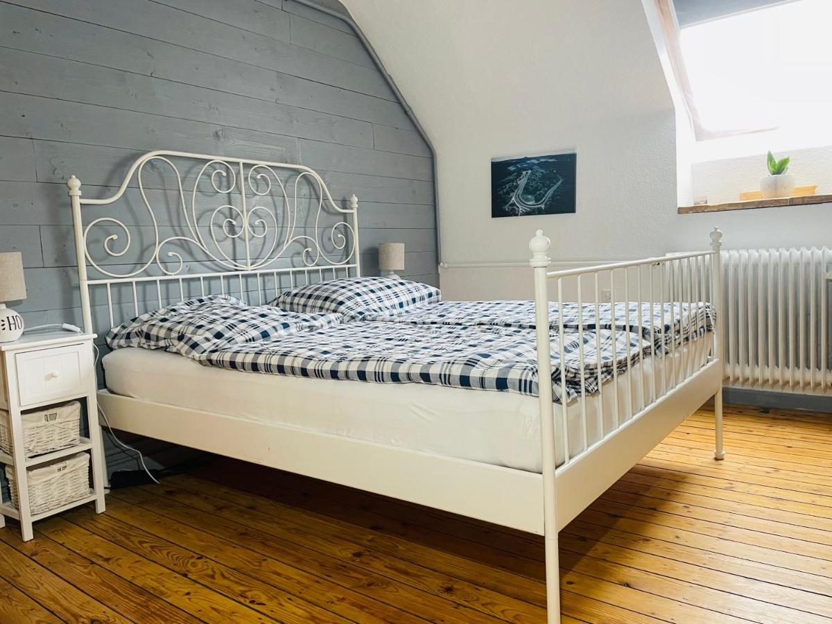 Ferienhaus Backesgarten Fuer 22 Personen Neichen Esterno foto