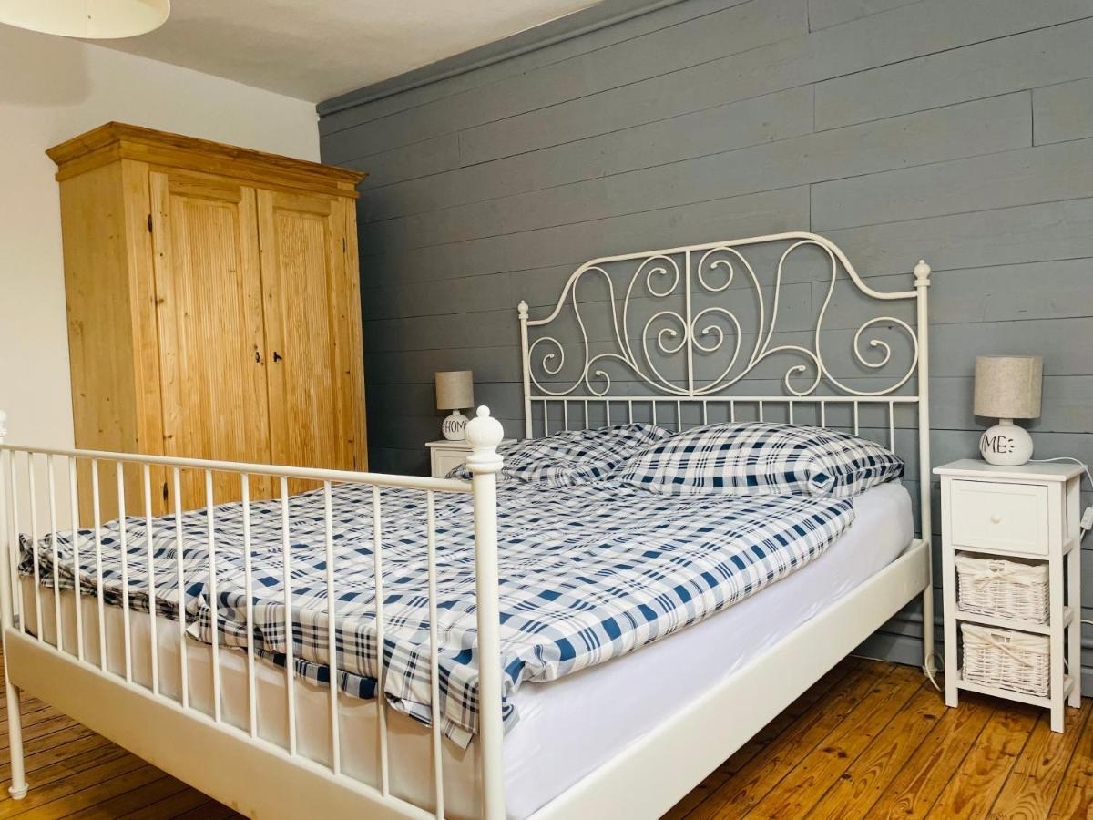 Ferienhaus Backesgarten Fuer 22 Personen Neichen Esterno foto