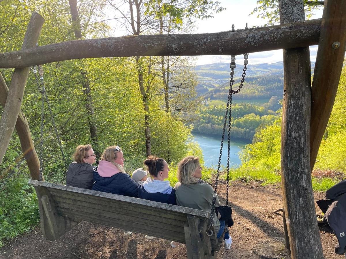Ferienhaus Backesgarten Fuer 22 Personen Neichen Esterno foto