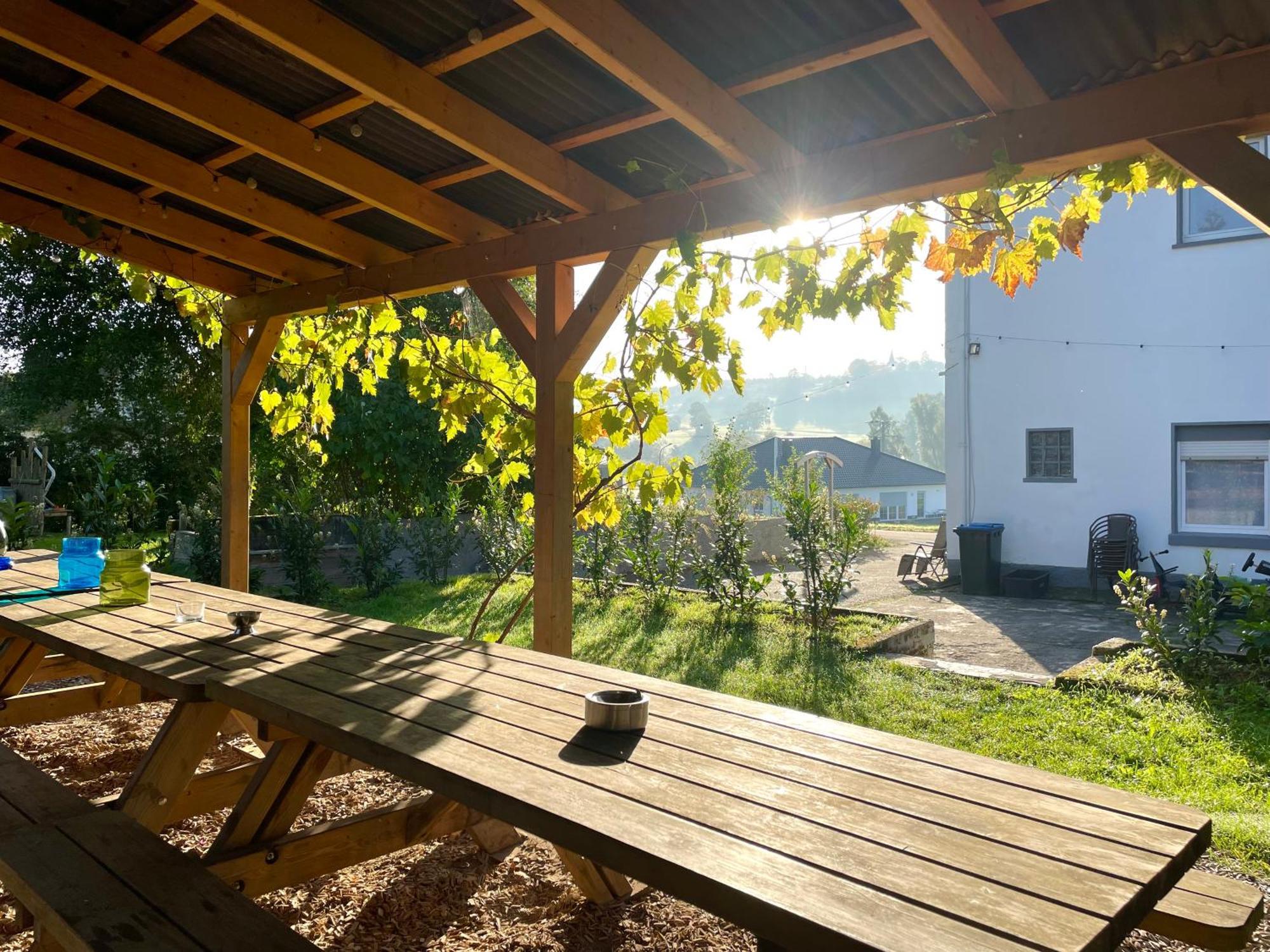 Ferienhaus Backesgarten Fuer 22 Personen Neichen Esterno foto